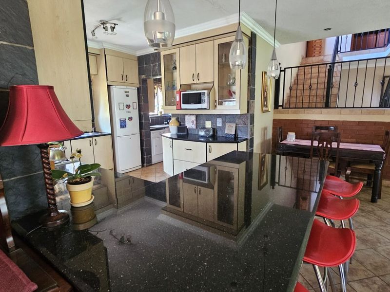 FAMILY RETREAT - Photo 7