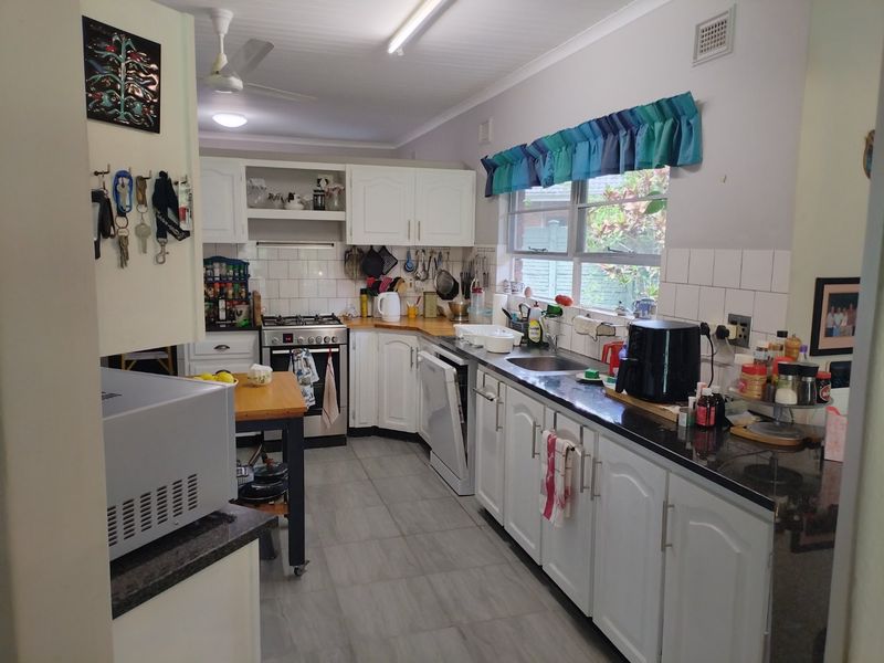 4 bedroom house for sale in Meer En See, Richards bay. - Photo 9