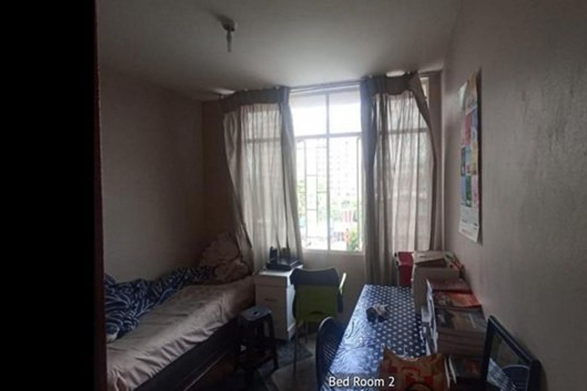 Pretty apartment in a peaceful complex - Photo 5