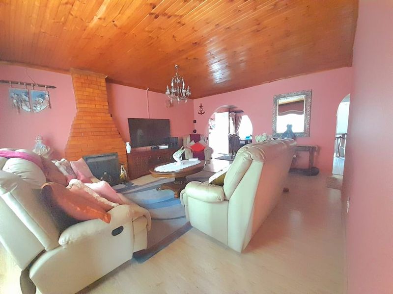 3-Bedroom Home for Sale in Mdantsane NU 17 - Photo 3