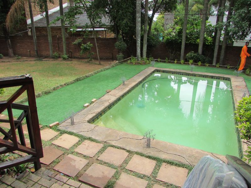 4 Bedroom home plus 2 flats! - Photo 7