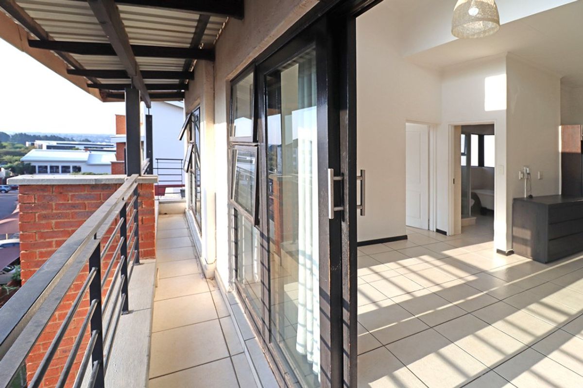 1 Bed Flat for Sale – Modern, Secure & Pet-Friendly! - Photo 2