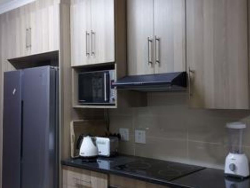 2 Bed Townhouse for Sale – Modern, Secure & Stylish Living! - Photo 8