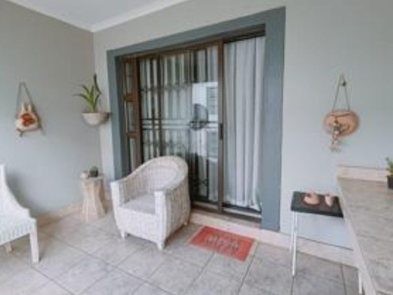 2 Bed Townhouse for Sale – Modern, Secure & Stylish Living! - Photo 1