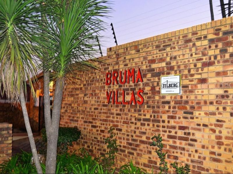 2 Bed Townhouse for Sale – Secure, Comfortable & Convenient Living! - Photo 4