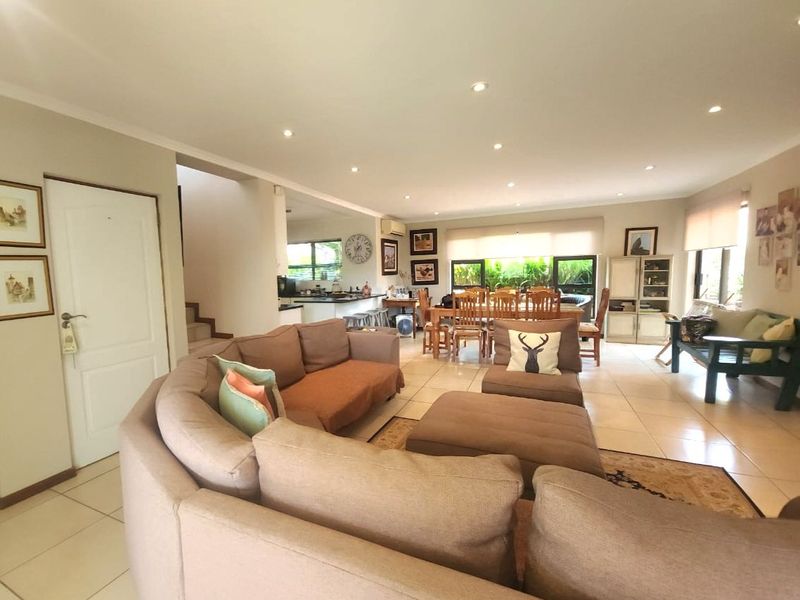 Beautiful Family Home in the Sought After Seasons Golf Estate, Hartbeespoort NW - Photo 3