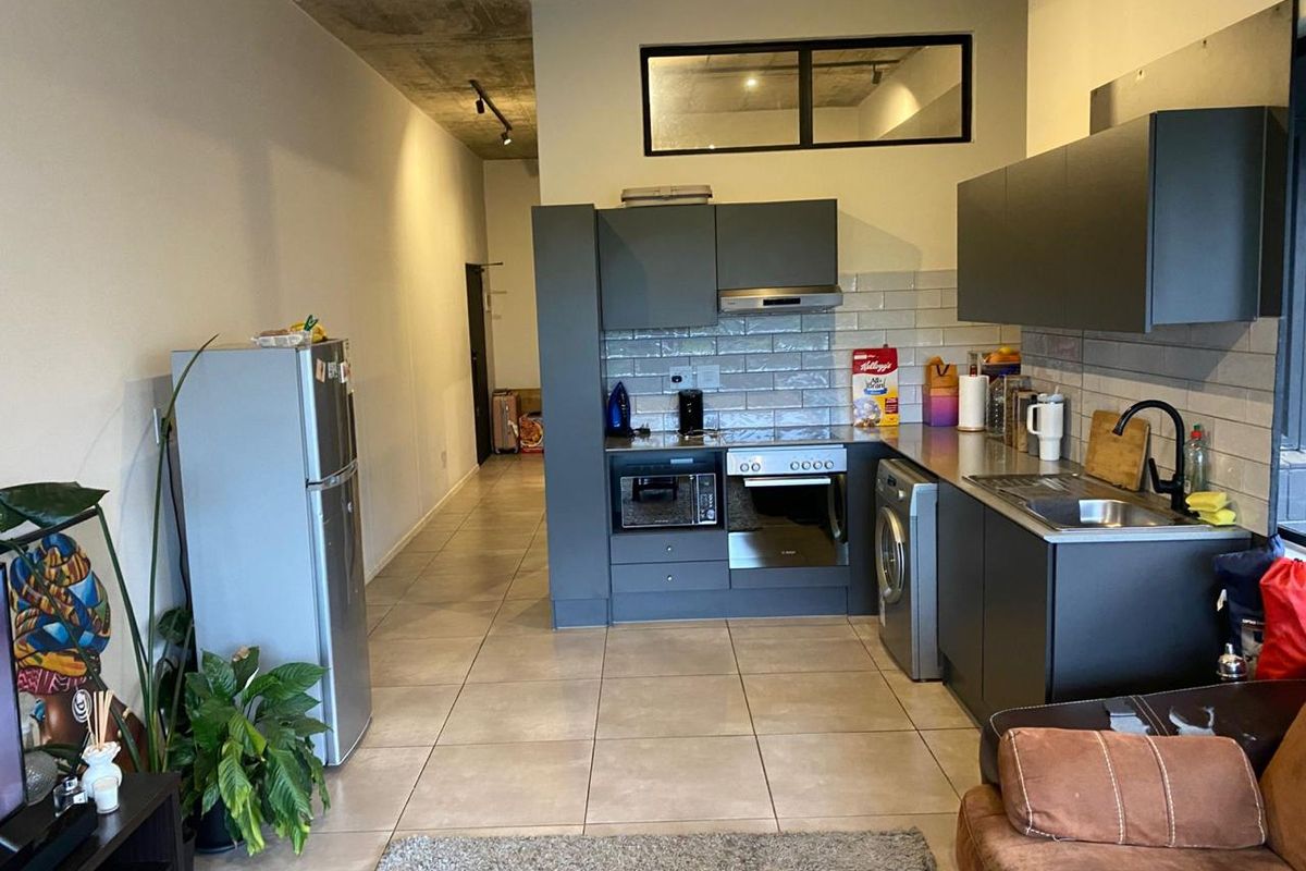 1 Bedroom, 1 Bathroom and Kitchen - Photo 4