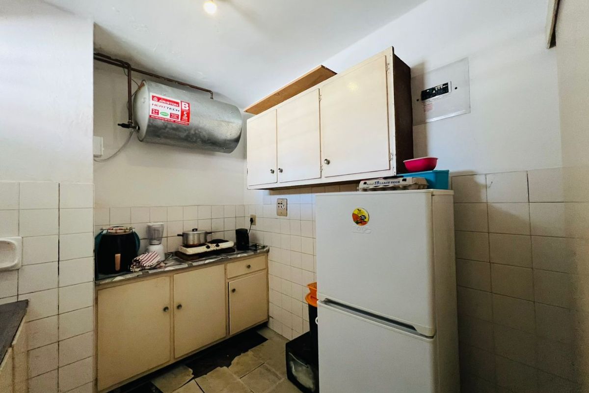A Studio Apartment To Let In Durban Central, Durban - Photo 5