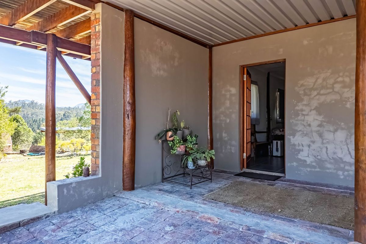 10.9ha Off-Grid Lifestyle Estate with Exceptional Lake, Ocean & Mountain Views – Hoogekraal, Garden Route - Photo 5