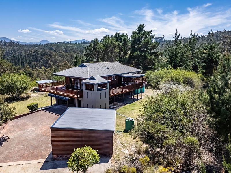 10.9ha Off-Grid Lifestyle Estate with Exceptional Lake, Ocean & Mountain Views – Hoogekraal, Garden Route - Photo 4