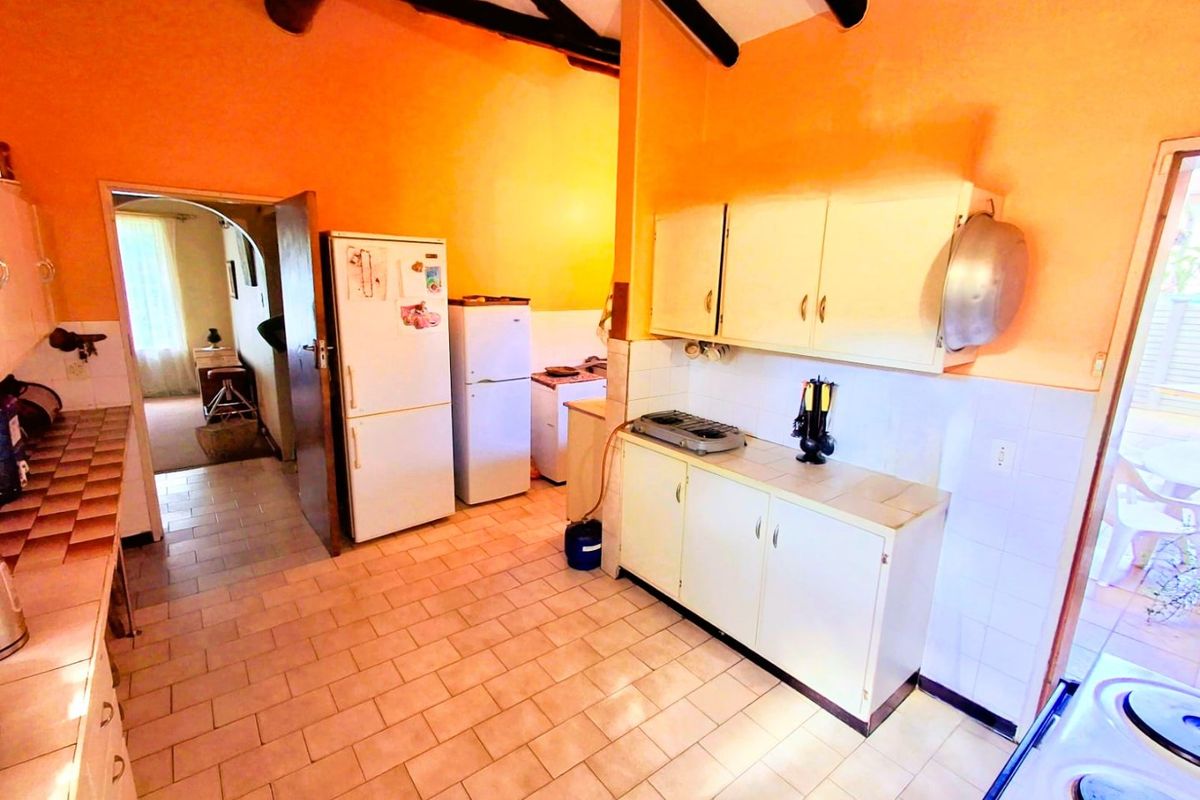 3-Bedroom Family Home for Sale in Old Vaal Park. - Photo 5