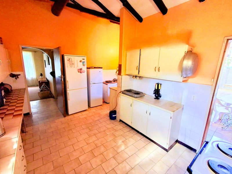 3-Bedroom Family Home for Sale in Old Vaal Park. - Photo 5