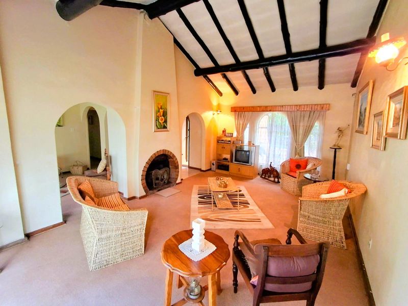 3-Bedroom Family Home for Sale in Old Vaal Park. - Photo 8