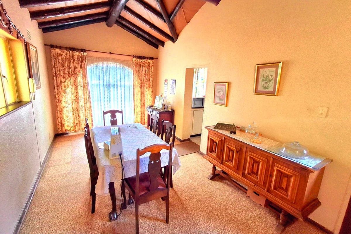 3-Bedroom Family Home for Sale in Old Vaal Park. - Photo 2