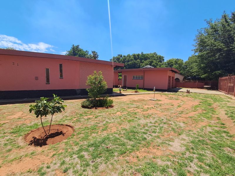 4 Bedroom house for sale in Stilfontein. - Photo 3