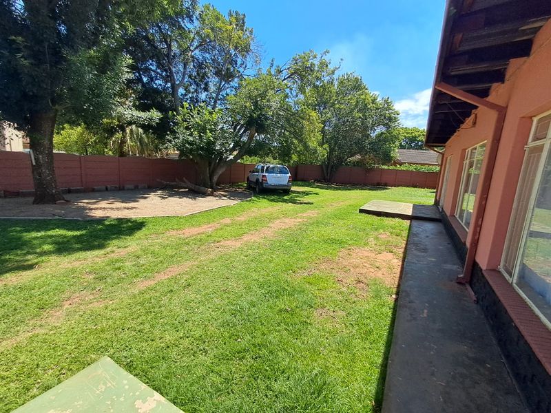 4 Bedroom house for sale in Stilfontein. - Photo 10