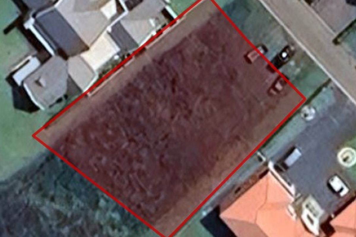 Discover Your Ideal Stand in a Prestigious Farm Estate - Photo 2