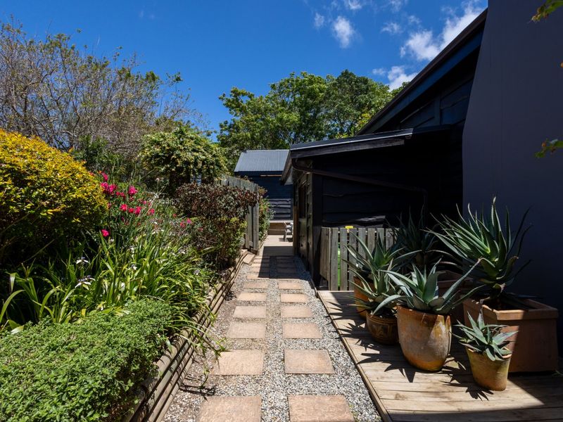 Forest Edge Home for Sale in Gated Estate - Photo 6