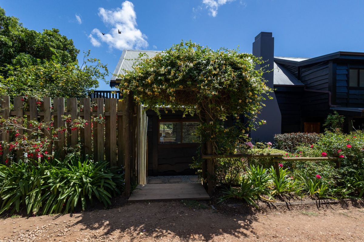 Forest Edge Home for Sale in Gated Estate - Photo 4