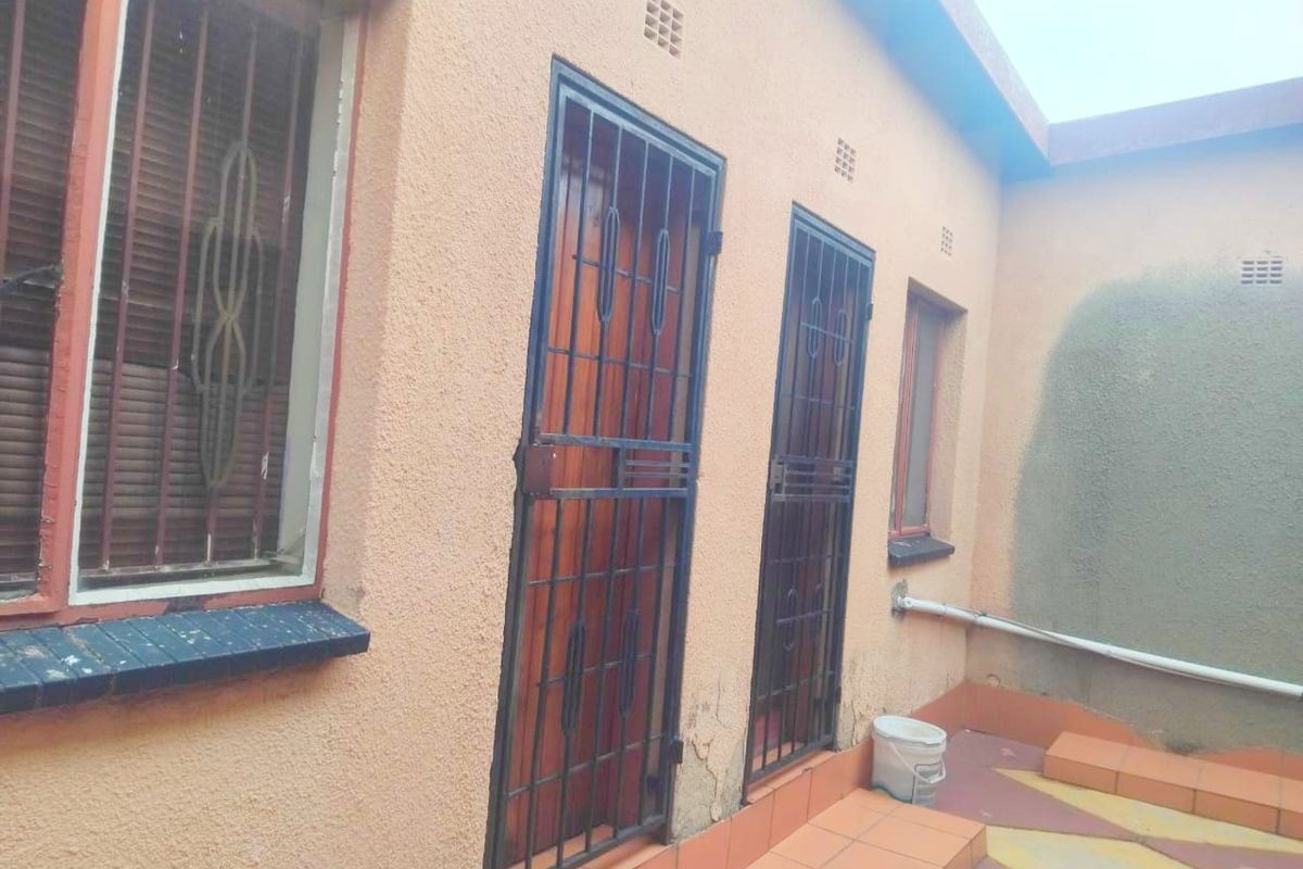 Property Description: Meadowlands House, Zone 9 - Photo 4