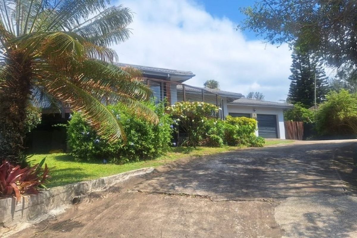 Attractive 3 Bedroom House In Elysium! - Photo 2