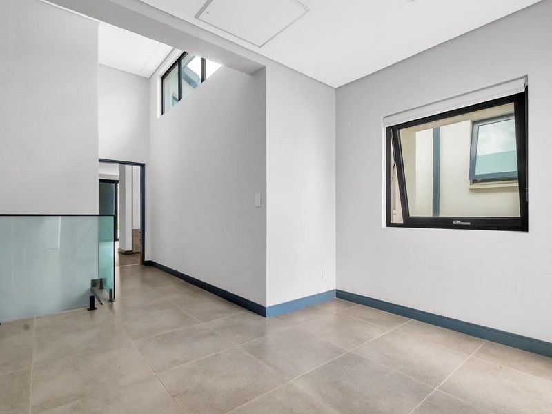 3 All-Ensuite Bedroom For Sale In Bryanston - Photo 6