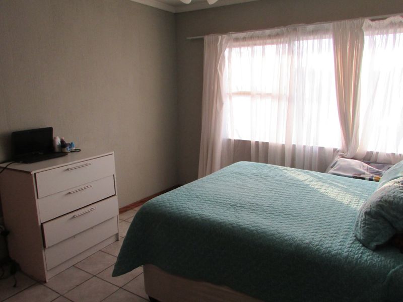 2 Bedroom apartment for rent in White River Central - Photo 7