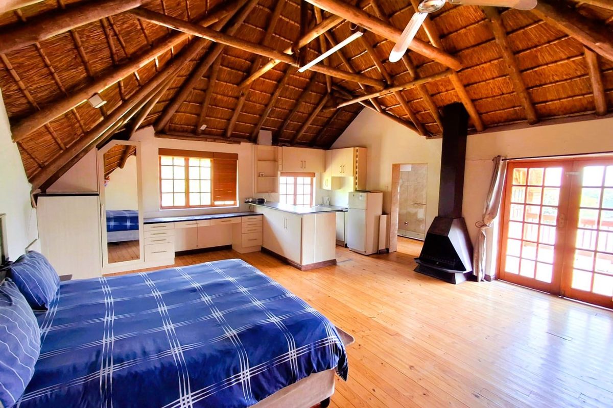 An idyllic River Lodge property. - Photo 2