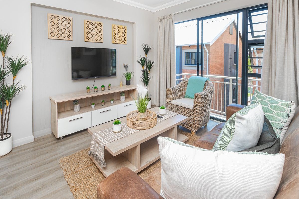 First  Floor 3-Bedroom Unit with No Transfer duty - Photo 4