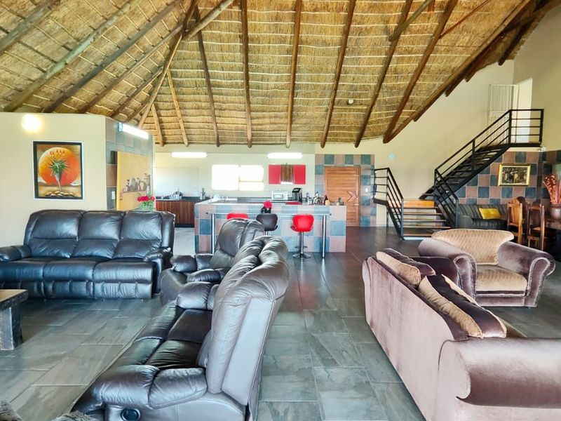 1-Hectare Waterfront Property in a Secure Estate on the Banks of the Vaal Dam - Photo 2