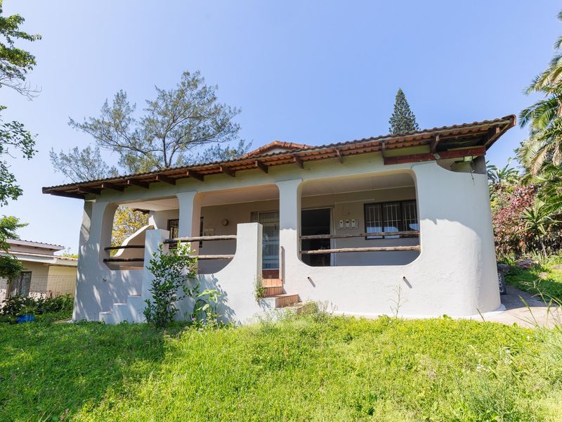 Beachside Dual-Dwelling Dream: Walk to the Beach - Photo 3