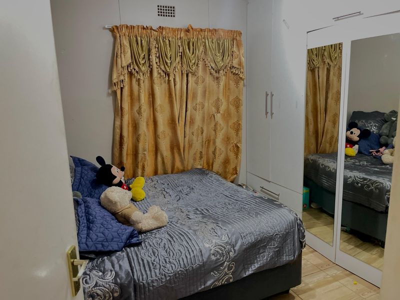 Stunning 3-Bed, 2-Bath Home for Sale – Riverside View - Photo 10