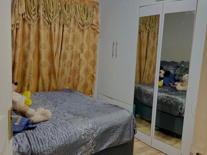 Stunning 3-Bed, 2-Bath Home for Sale – Riverside View - Photo 8