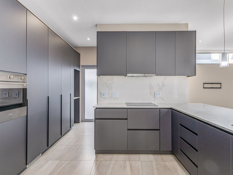 3 Bedroom All Ensuite Cluster Townhouse For Sale In Bryanston. - Photo 4