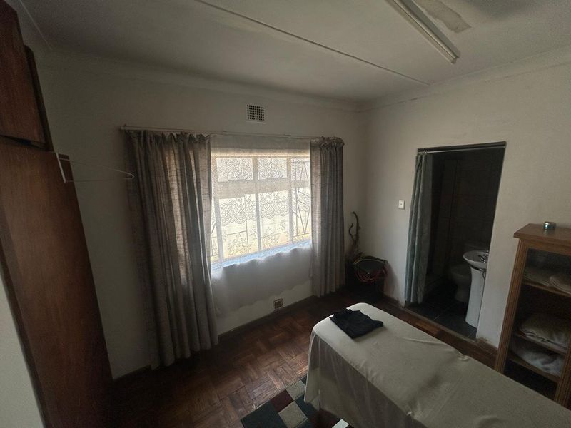 5 Bedroom for Sale in Pretoria Gardens  - Photo 4