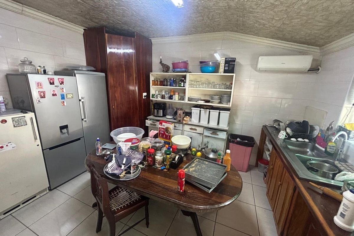 5 Bedroom for Sale in Pretoria Gardens  - Photo 3