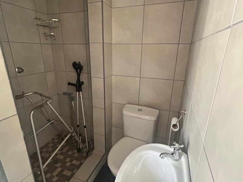 5 Bedroom for Sale in Pretoria Gardens  - Photo 8