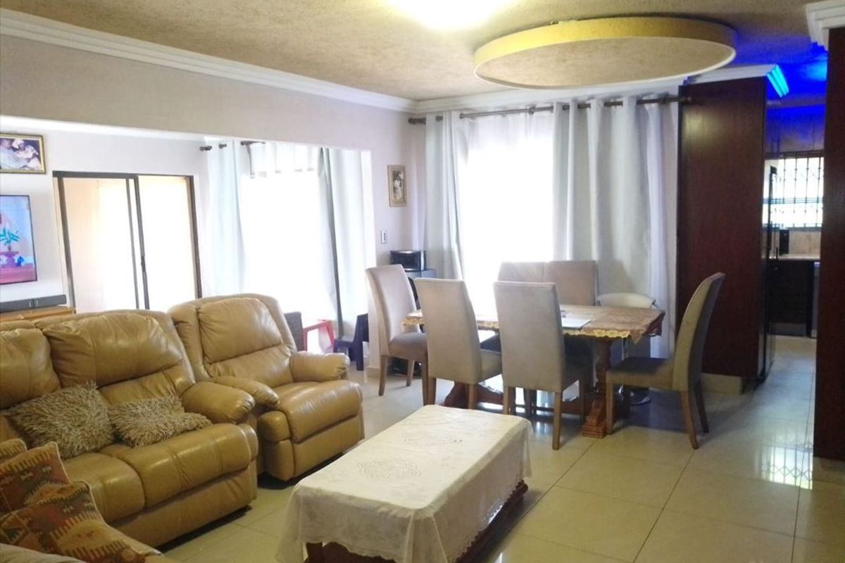 Spacious Family Home Overview - Photo 2