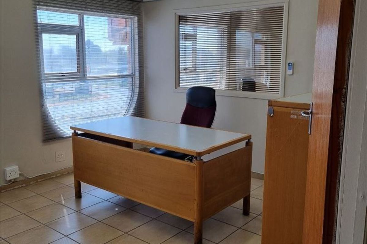Prime Double-Storey Commercial Property - Photo 2