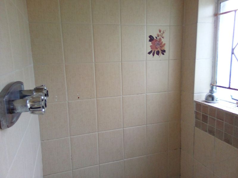 Bachelor Cottage/Studio available for Rent in Montgomery Park : Occupation Immediately - Photo 8