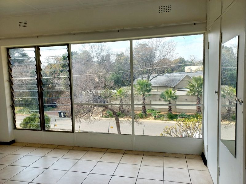 Spacious 1Bedroom, 1bath For Sale/ OPTION TO BUY 3 TO OWNER AT THE PREFERED PRICE - Photo 6