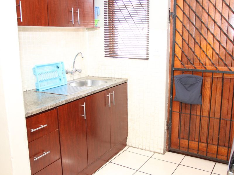 3-Bedroom Family Home in Highbury – Move-In Ready & Perfectly Priced - Photo 4