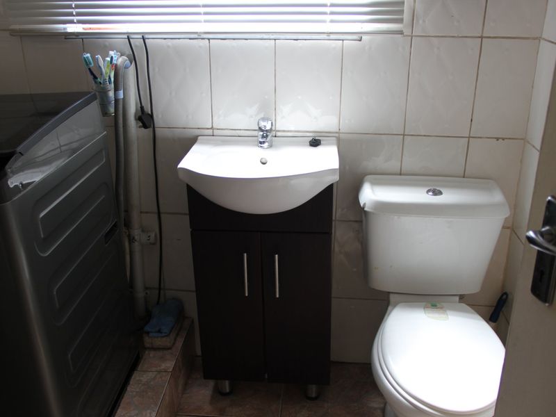 3-Bedroom Family Home in Highbury – Move-In Ready & Perfectly Priced - Photo 6