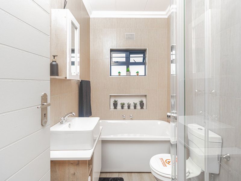 First Floor  3-Bedroom Unit  Roodepark Eco Estate, Montana, Pretoria for Sale  with No Transfer duty - Photo 8