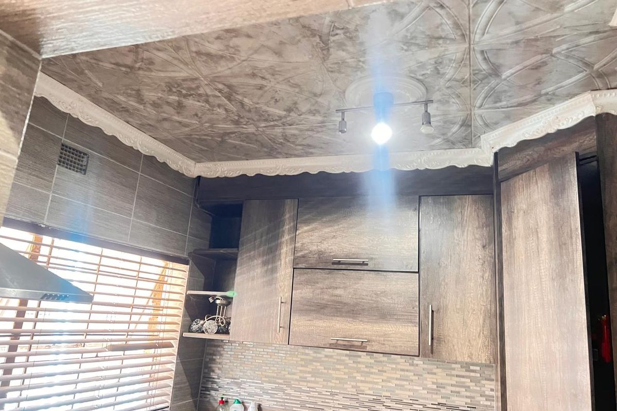 2 bedroom and 1 bathroom apartment  in Kempton Park Central avalaible for Sale - Photo 2