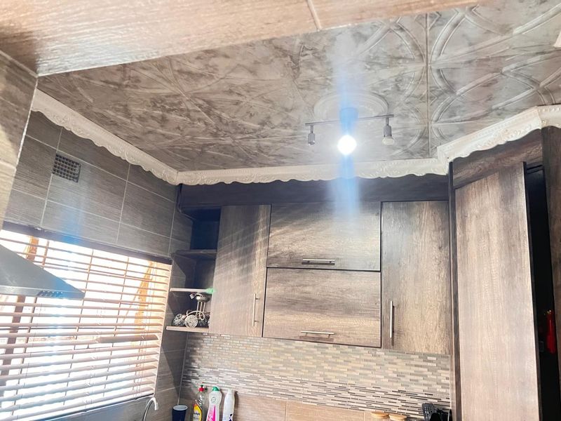 2 bedroom and 1 bathroom apartment  in Kempton Park Central avalaible for Sale - Photo 2