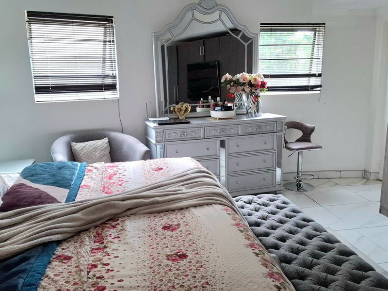 Spacious Benoni North family haven for sale - Photo 5