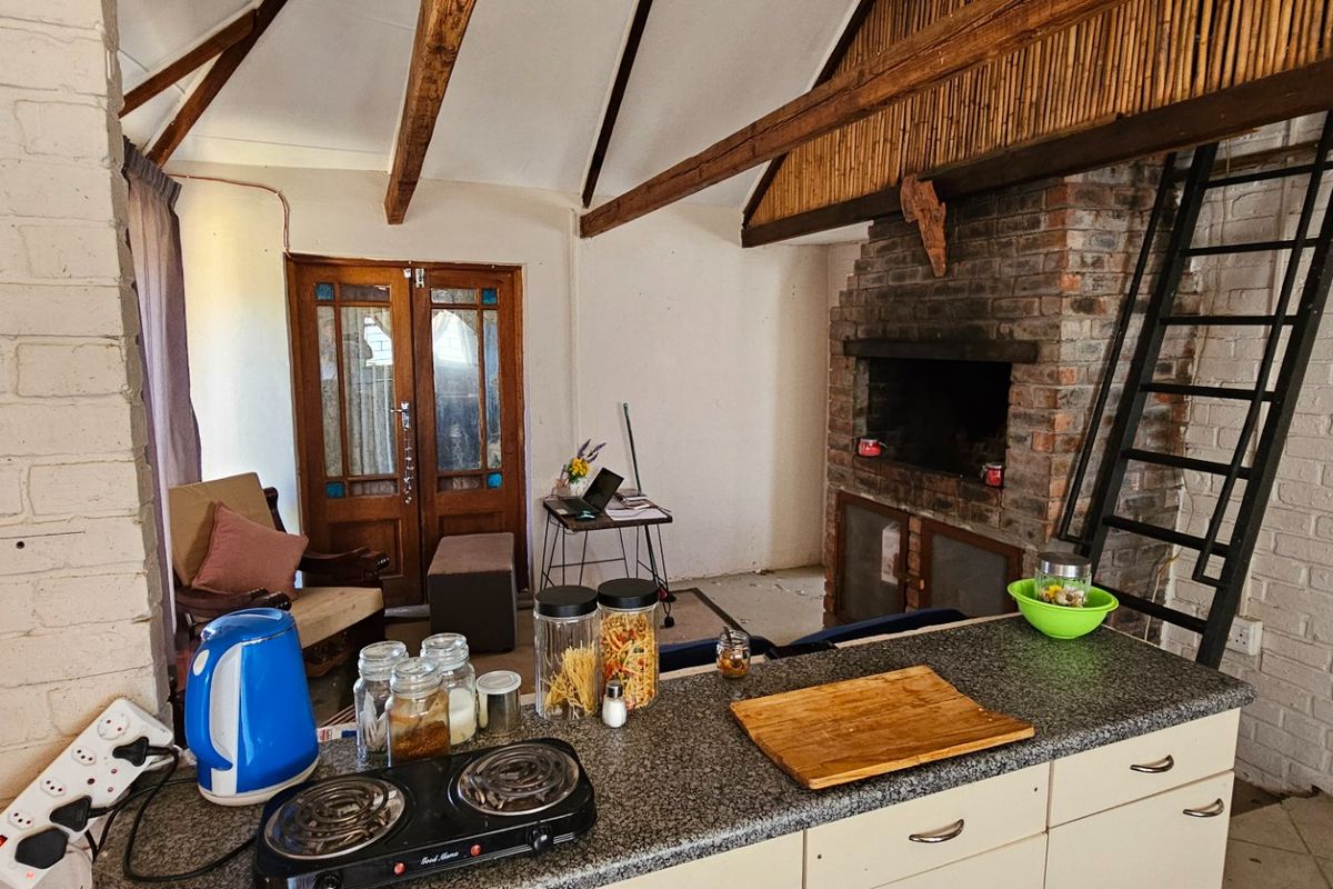 House/Business in the heart of Albertinia - Photo 4