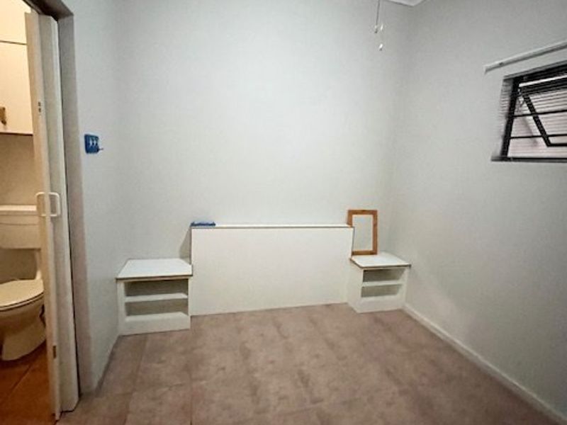 *IMMEDIATE RENTAL AVAILABILITY!*  - Photo 10