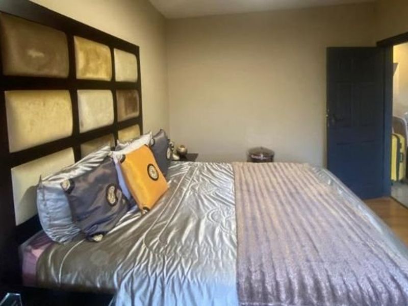 5 Bedrooms for Sale in Proclamation hill  - Photo 4